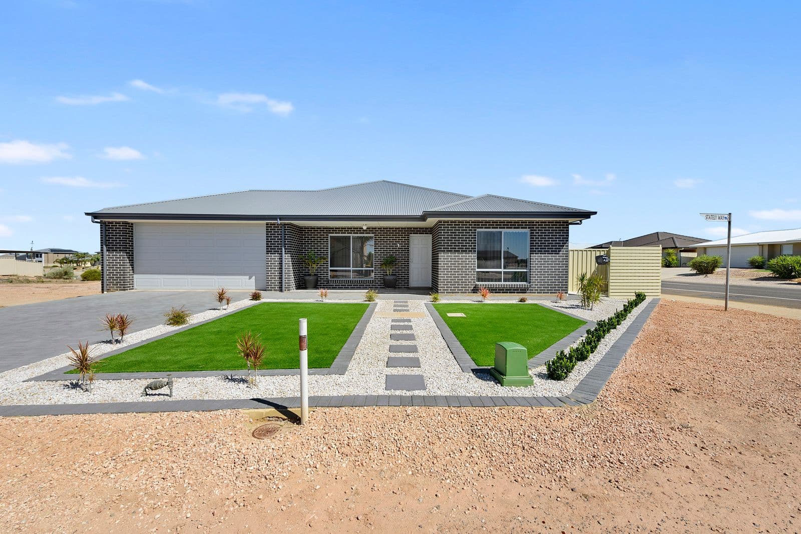 1 Stately Way, Wallaroo SA 5556, Wallaroo - Thumbnail 2