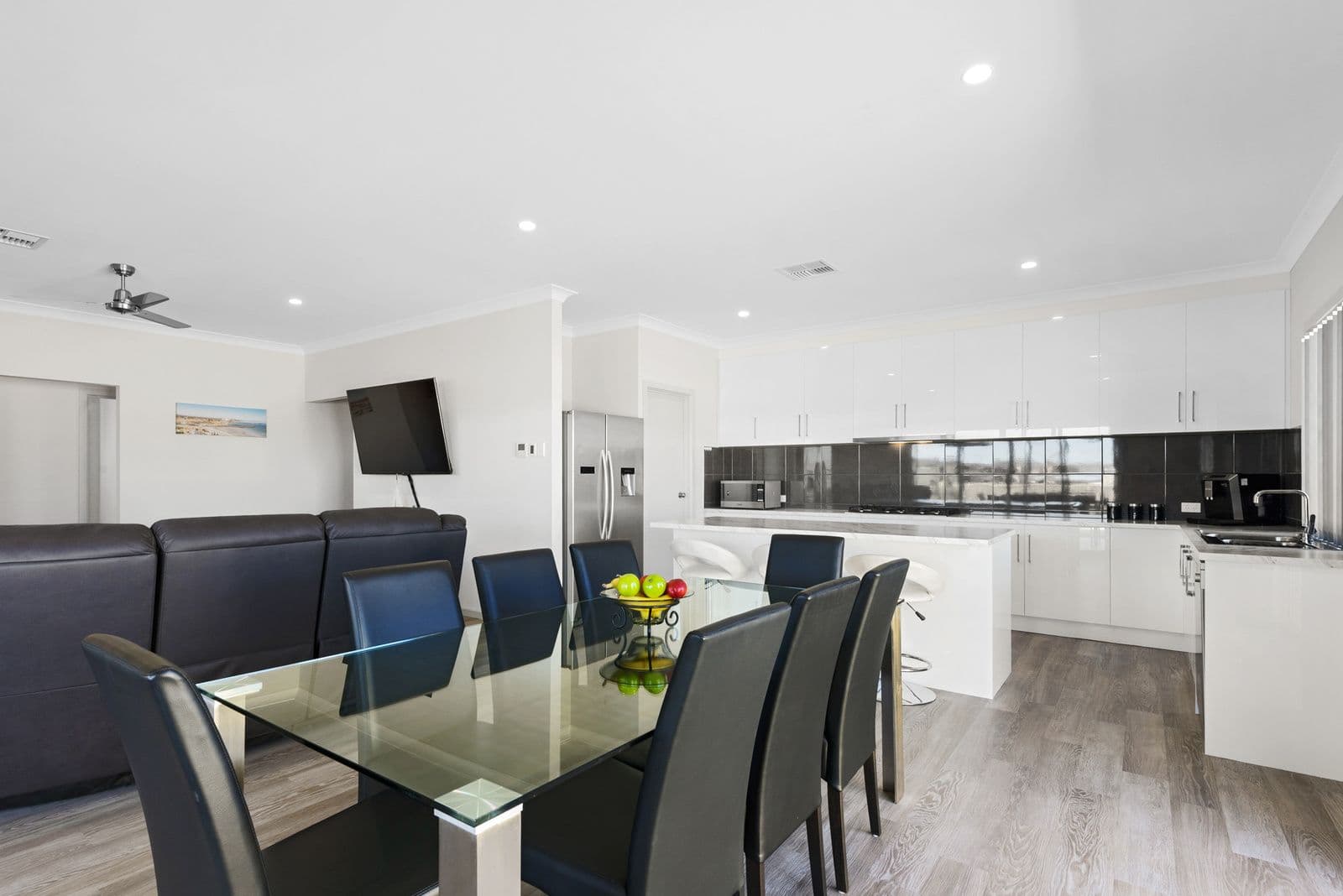 1 Stately Way, Wallaroo SA 5556, Wallaroo - Thumbnail 6