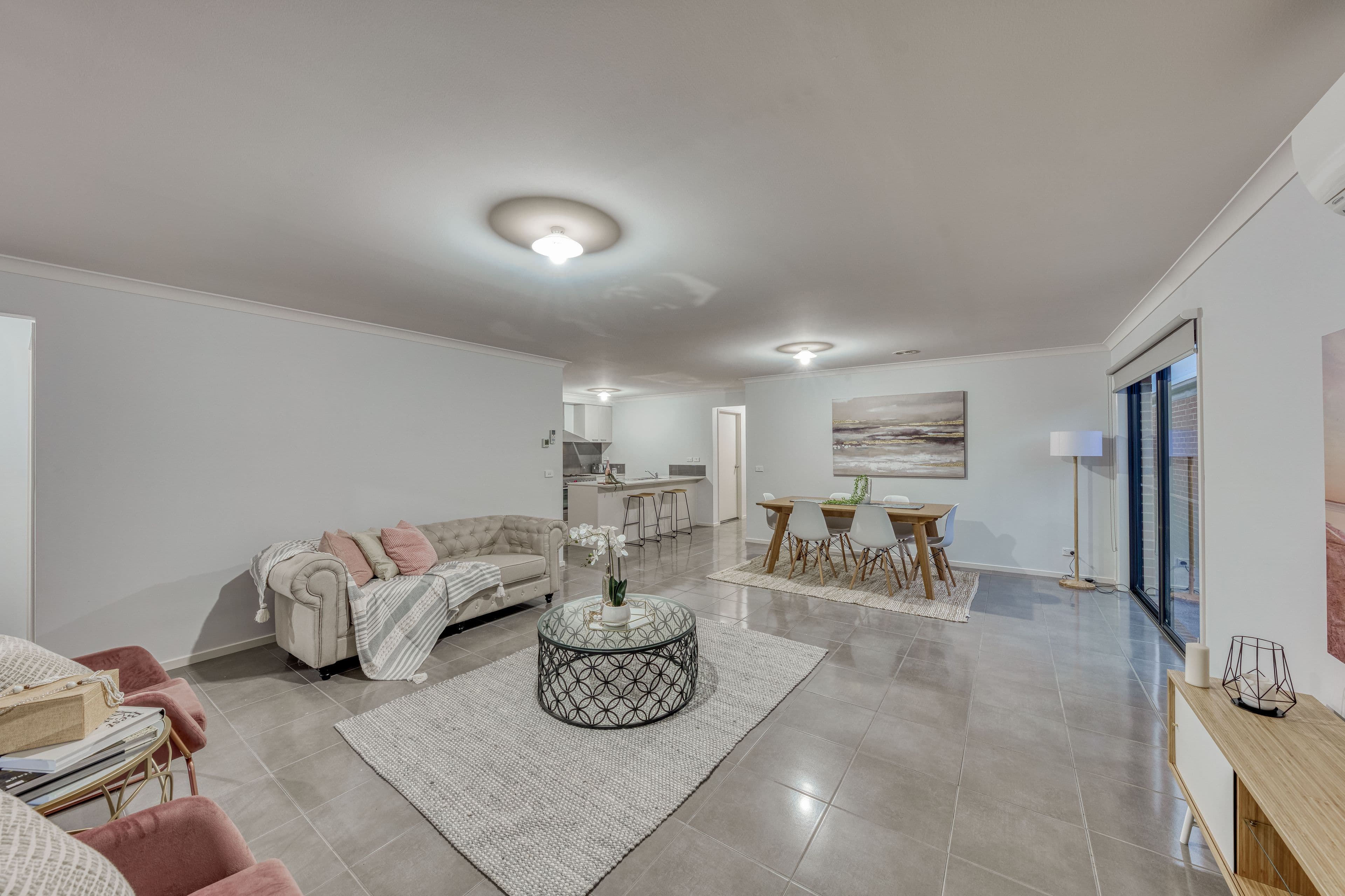 79 Como Parade, Clyde North VIC 3978, Clyde North - Thumbnail 4