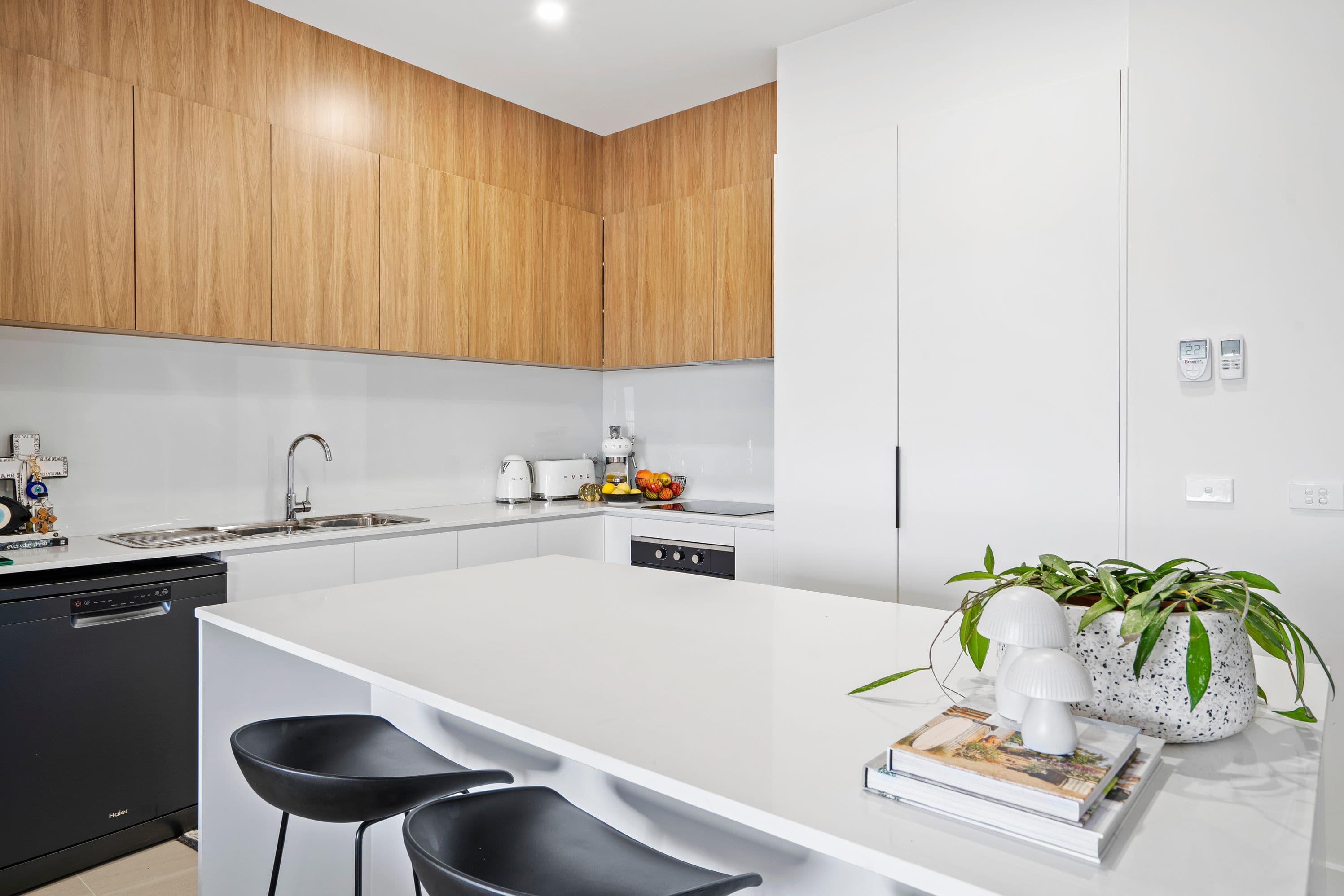 41 Violet Vista, South Morang VIC 3752, South Morang - Thumbnail 2