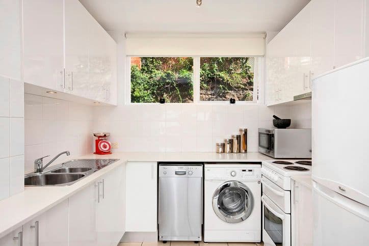 52 Devenish Road, Boronia, VIC, 3155, Boronia - Thumbnail 2