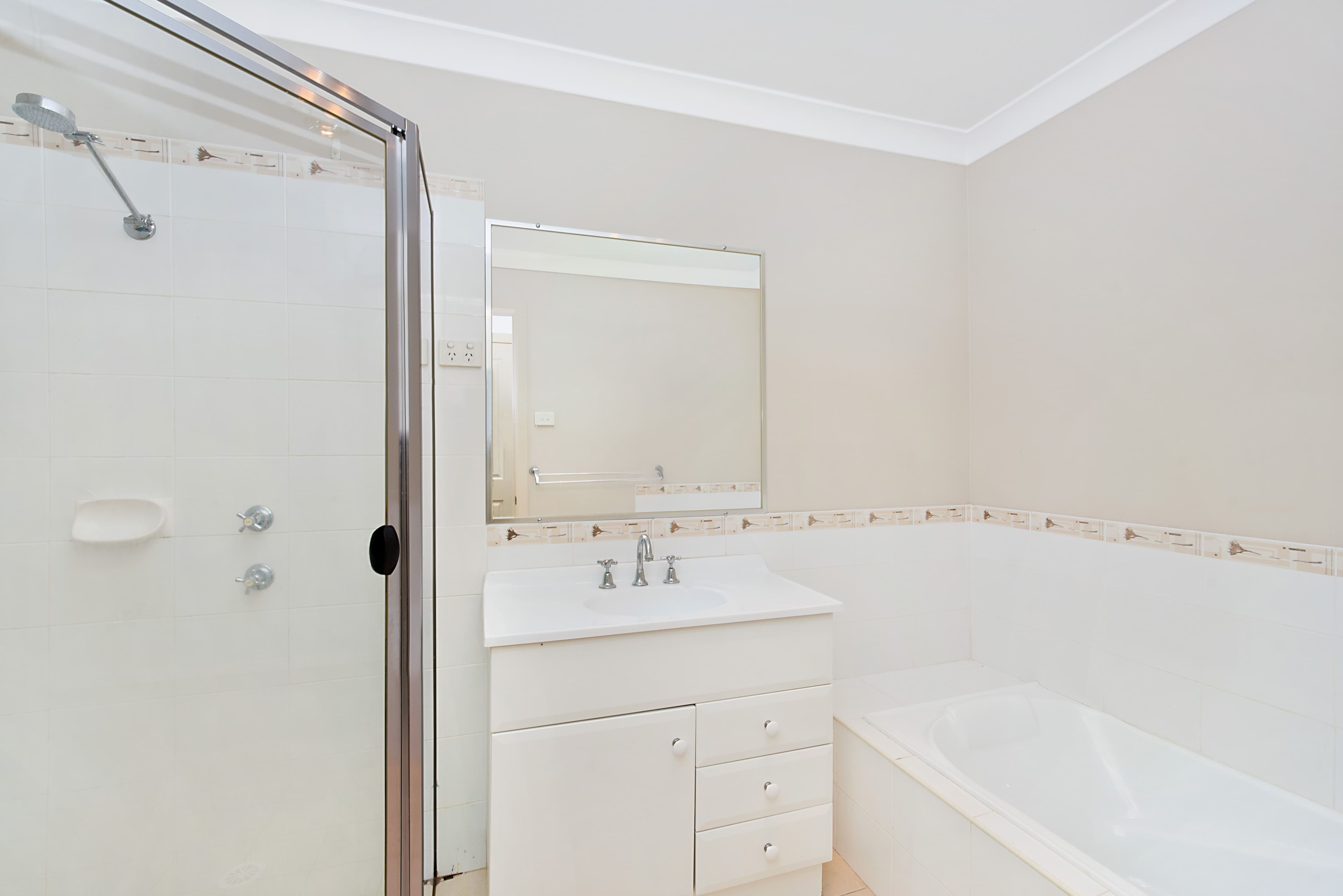 87 Clayton Crescent, Rutherford - Thumbnail 5