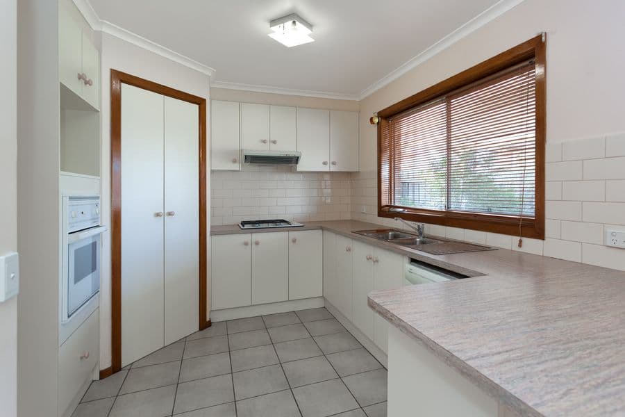 14 Marquet Court, HILLSIDE VIC 3037, Hillside - Thumbnail 3