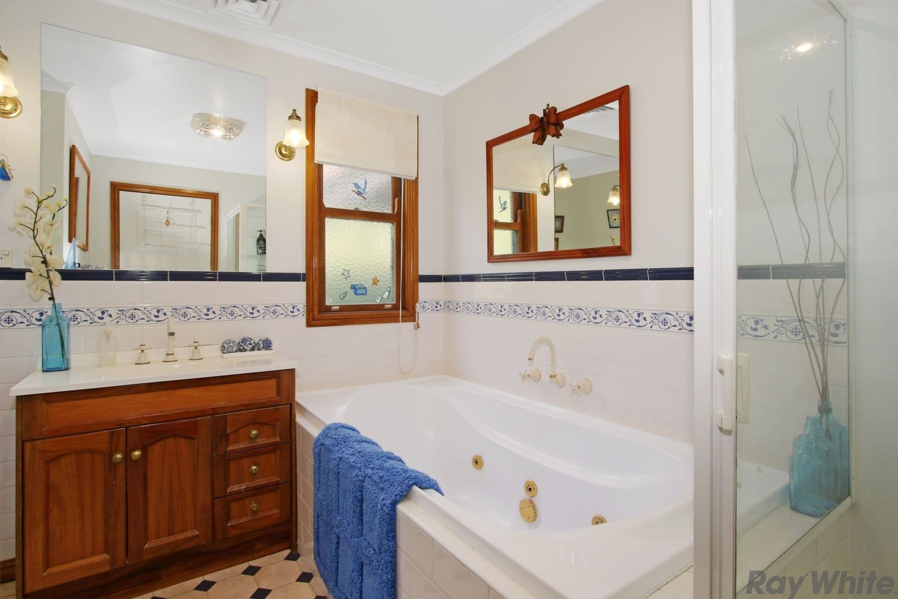 10 Benson Street, Benalla VIC 3672, Benalla - Thumbnail 7