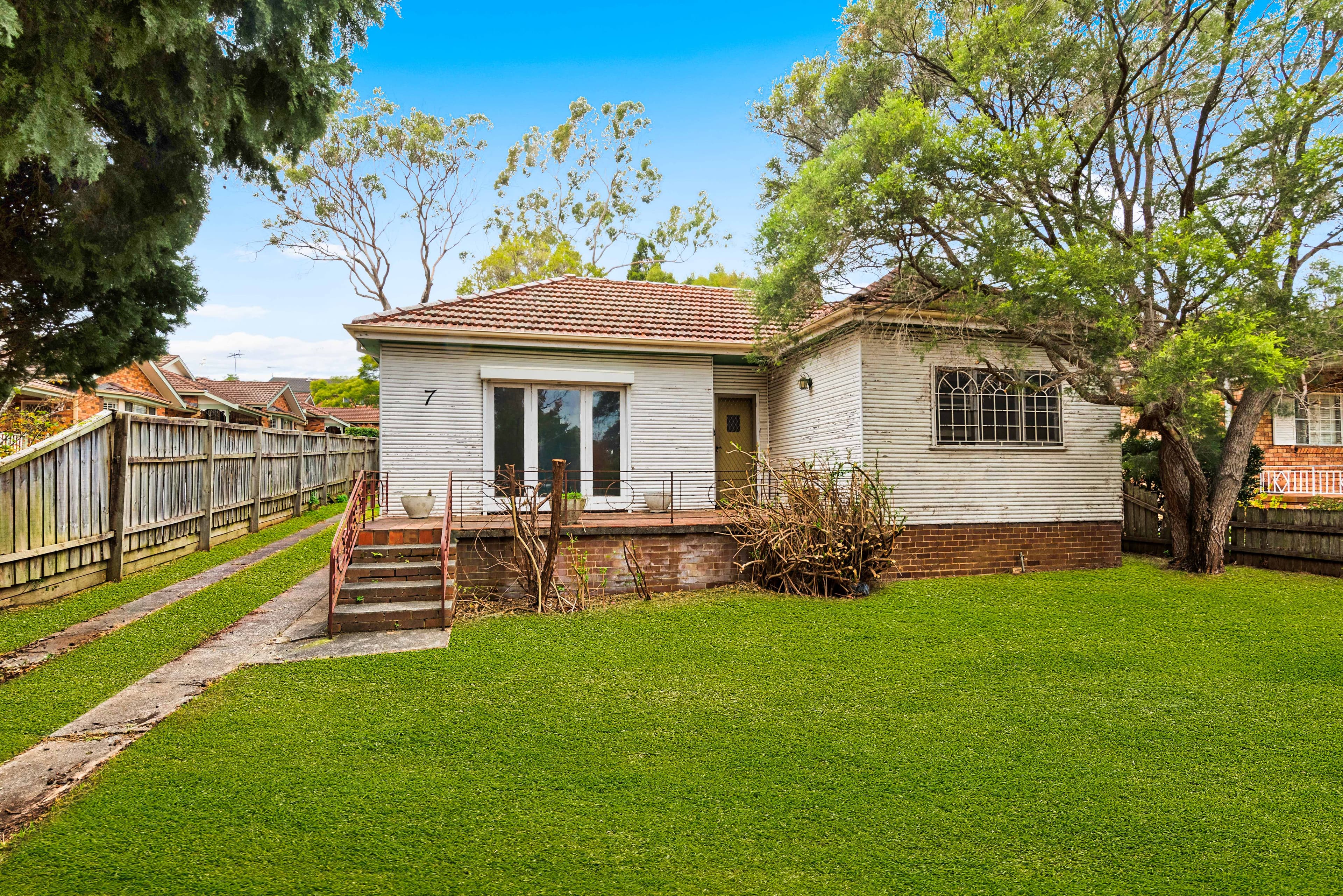 7 The Strand, Gladesville - Thumbnail 2
