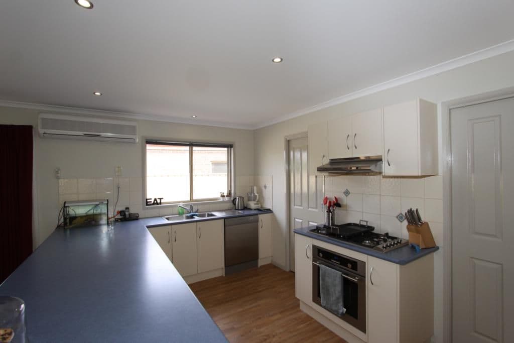 6 Parklane Court, KANGAROO FLAT VIC 3555, Kangaroo Flat - Thumbnail 6