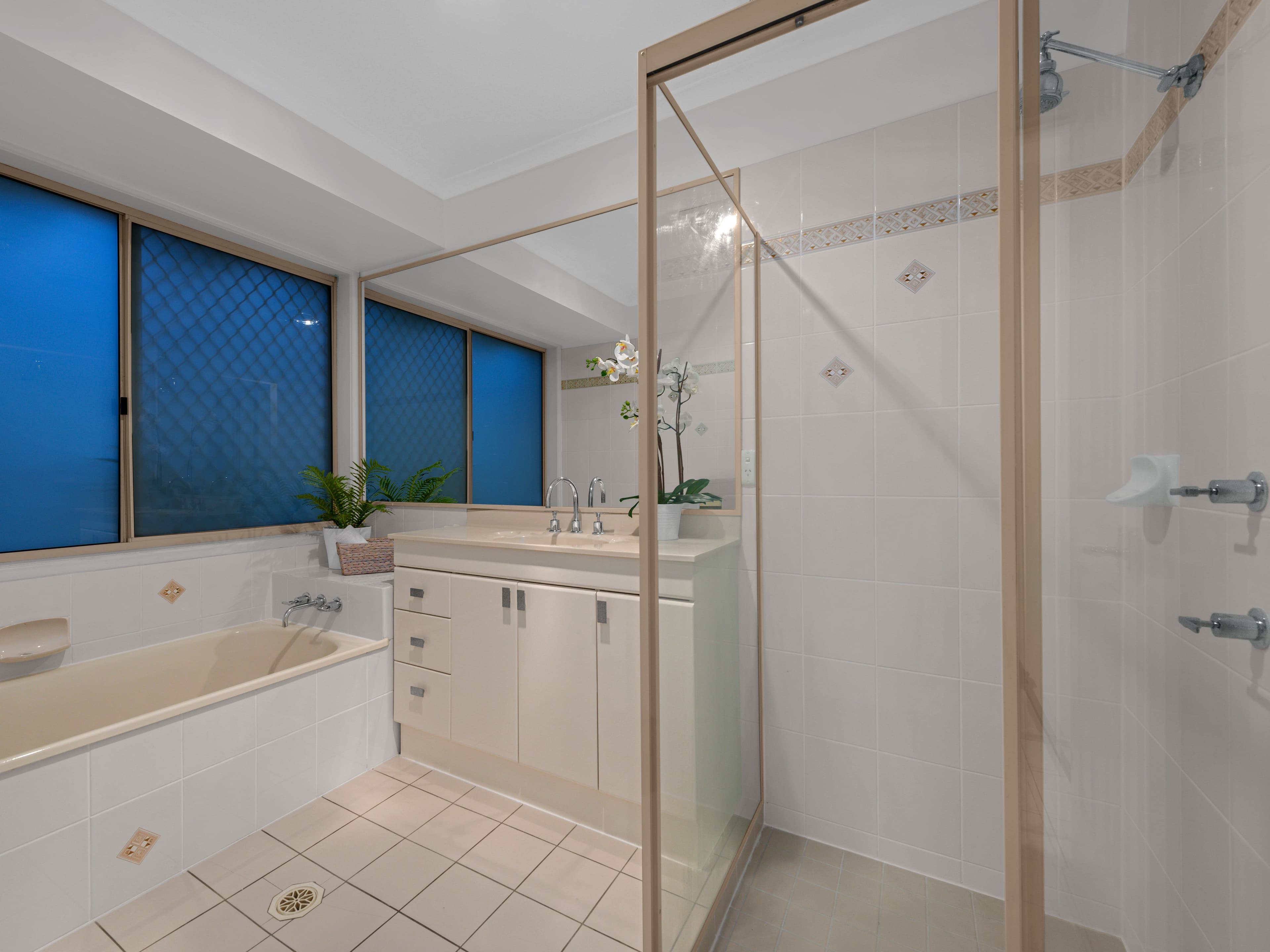 11 Beaumont Street, Carina Heights QLD 4152, Carina Heights - Thumbnail 8