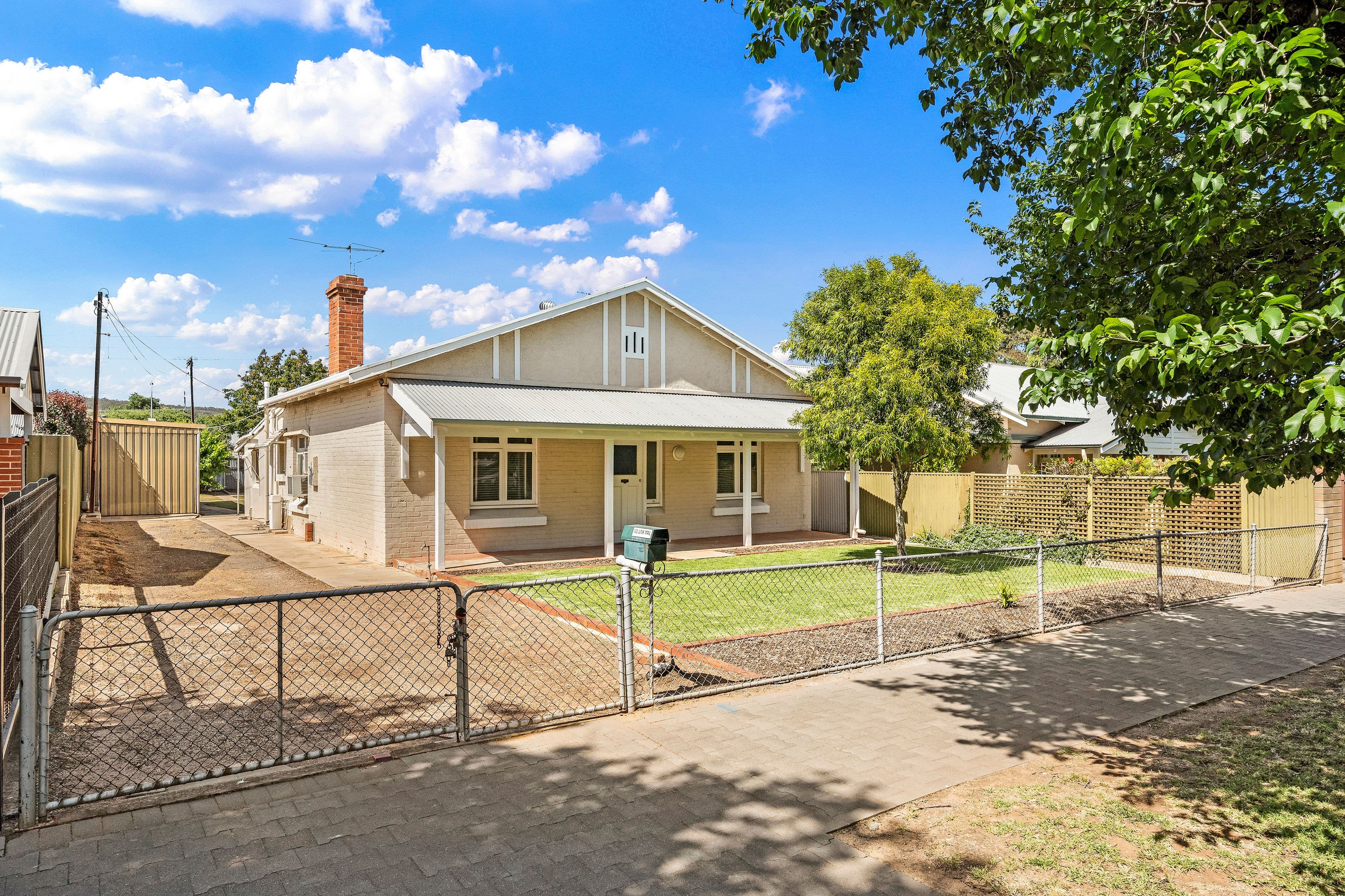 18 Sturt Avenue, Colonel Light Gardens SA 5041, Colonel Light Gardens - Thumbnail 2