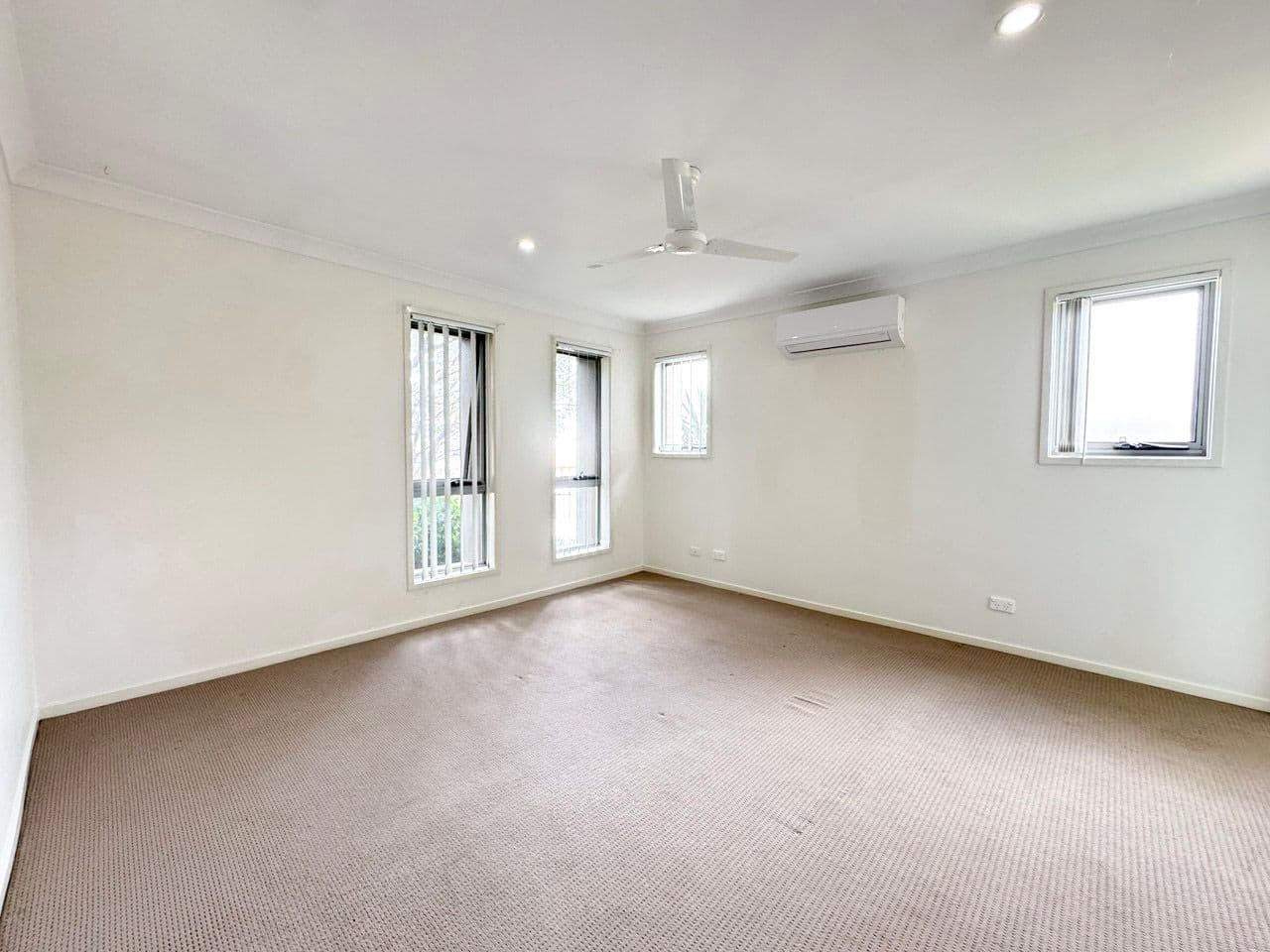26 Blaxland Street, Parkes NSW 2870, Parkes - Thumbnail 4