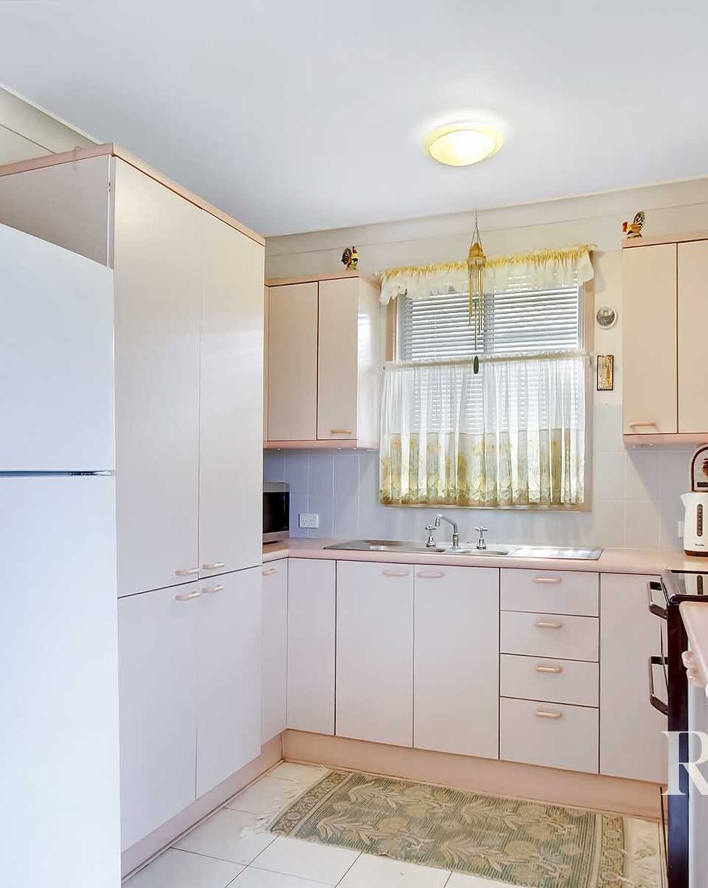 25 Hunter Street St Clair, Clair - Thumbnail 2