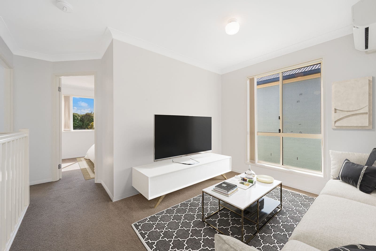 22 Strong Avenue, Graceville QLD 4075, Graceville - Thumbnail 6