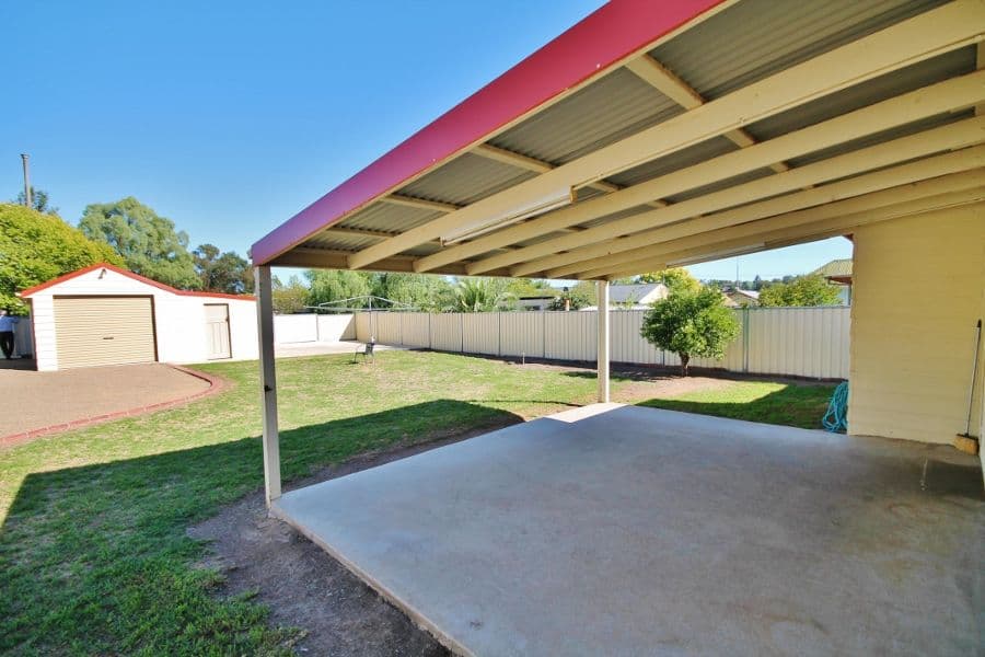 39 Thornhill Street, YOUNG NSW 2594, Young - Thumbnail 4