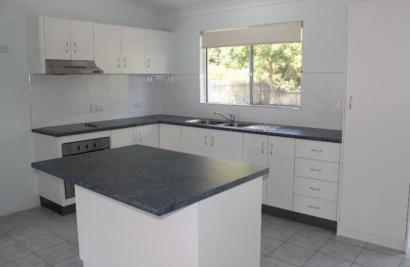 22 Catherine Crescent, JUBILEE POCKET QLD 4802, Jubilee Pocket - Thumbnail 2