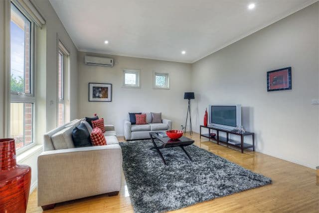 2A Chaleyer Street, Reservoir VIC 3073, Reservoir - Thumbnail 3