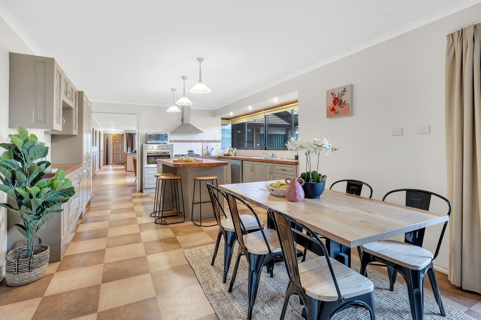 124 Tower Road, Werribee VIC 3030, Werribee - Thumbnail 8