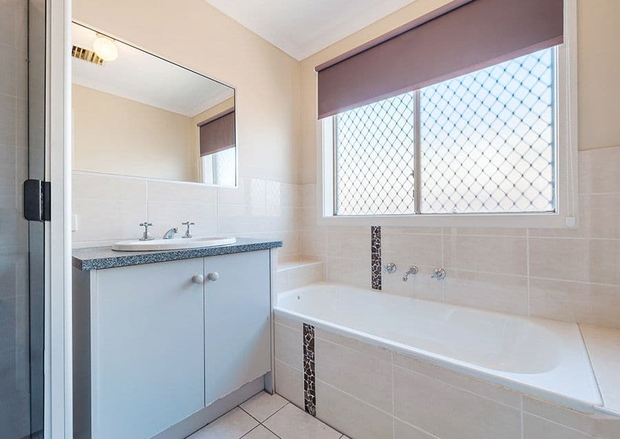 9 Chelmsford Court, Craigieburn VIC 3064, Craigieburn - Thumbnail 6