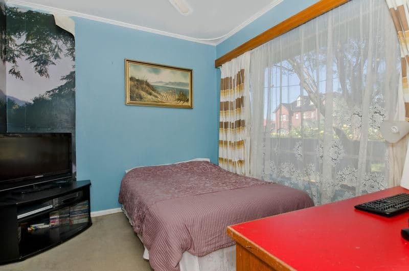 13 McNeilly Crescent, SEATON SA 5023, Seaton - Thumbnail 2