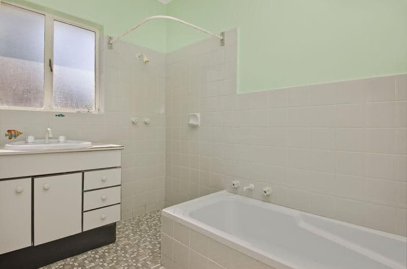 13 McNeilly Crescent, SEATON SA 5023, Seaton - Thumbnail 3