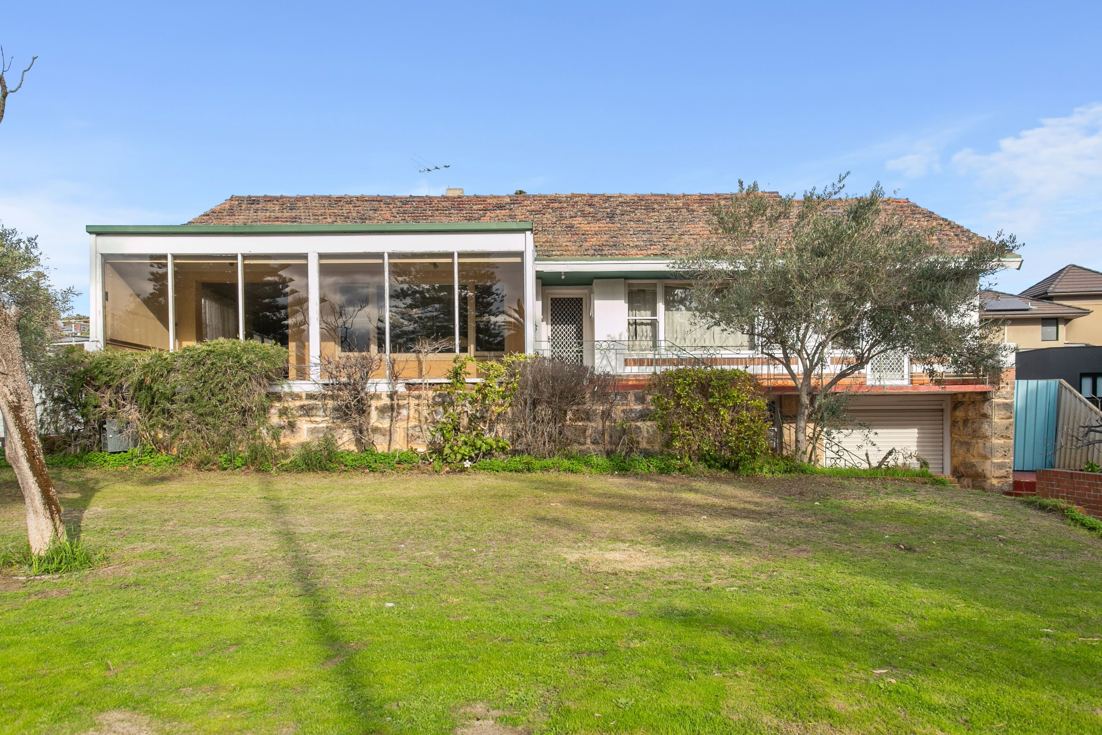 85 Lake Monger Drive, Wembley WA 6014, Wembley - Thumbnail 3