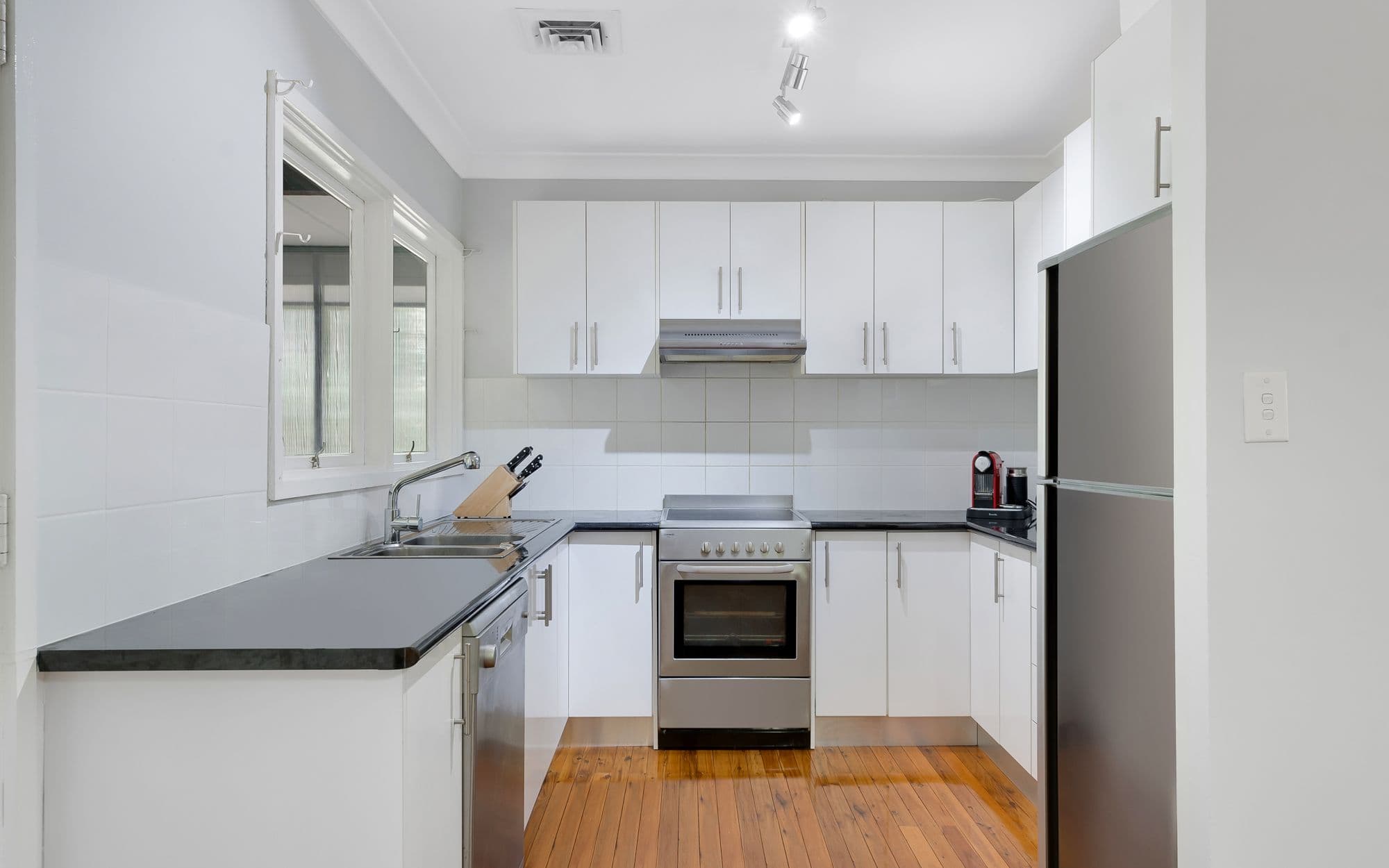12 Aston Place, Leumeah NSW 2560, Leumeah - Thumbnail 2