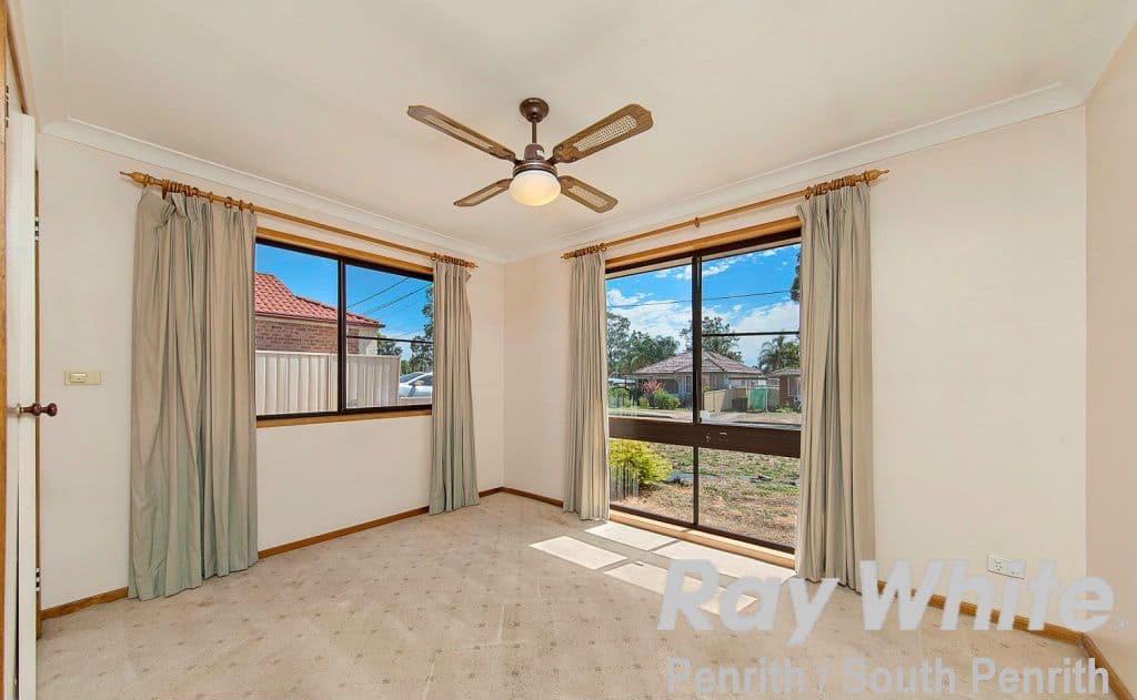 14 Elizabeth Crescent, Kingswood - Thumbnail 8