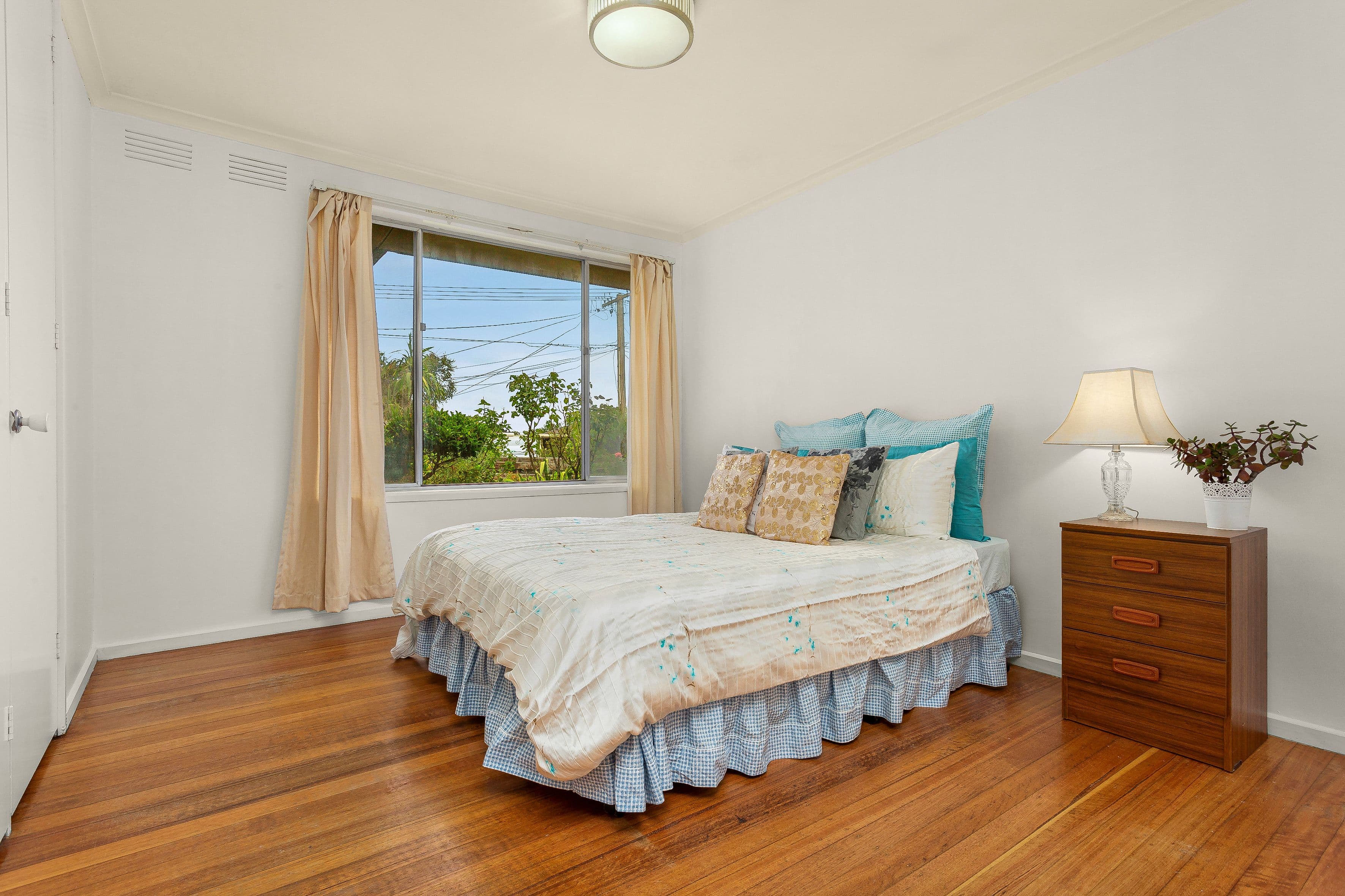 17 Burbank Avenue, Gladstone Park VIC 3043, Gladstone Park - Thumbnail 6