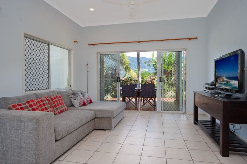 254 Robert Road, BENTLEY PARK QLD 4869, Bentley Park - Thumbnail 4