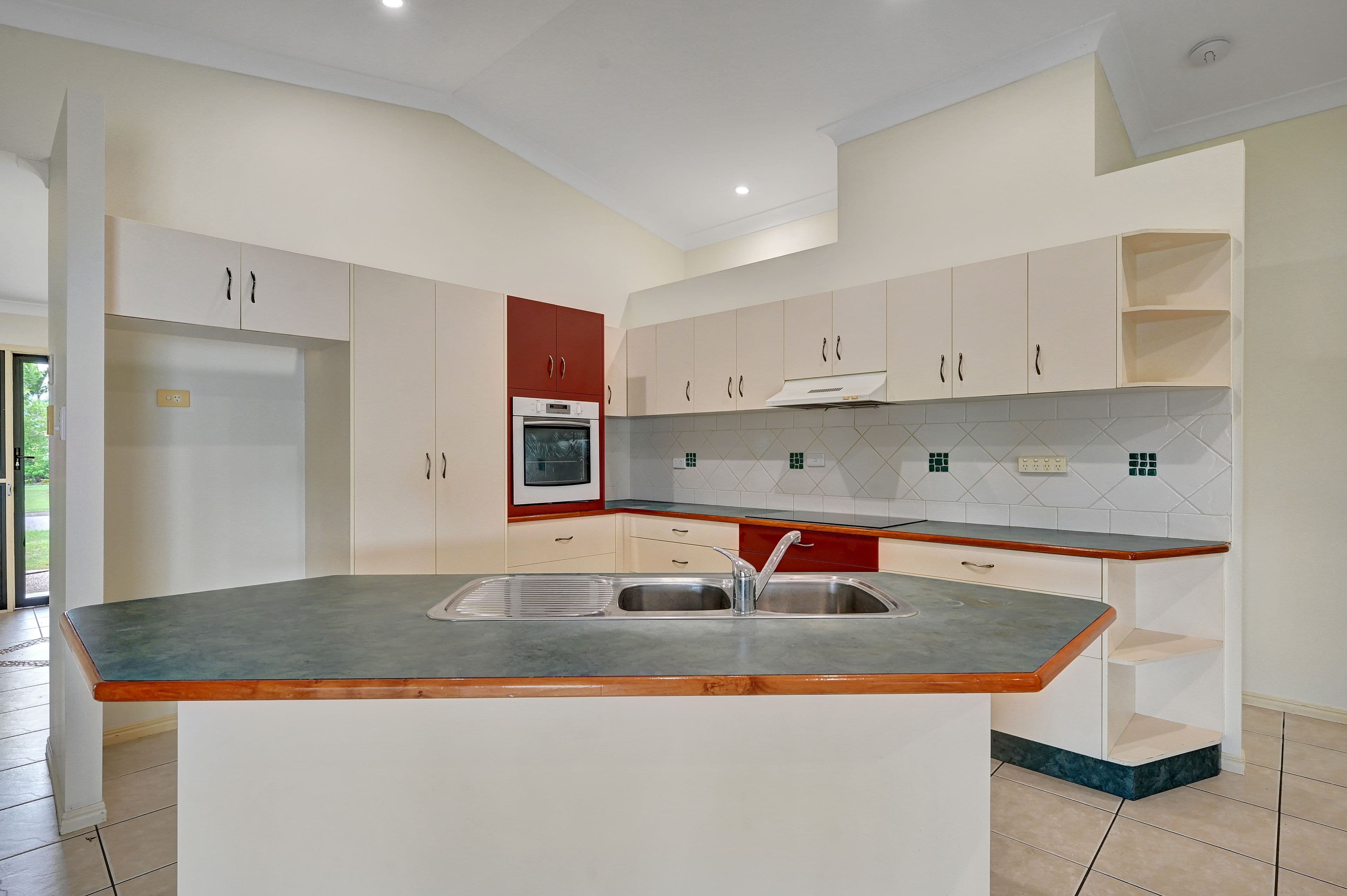 11 Shiraz Avenue, Condon QLD 4815, Condon - Thumbnail 4