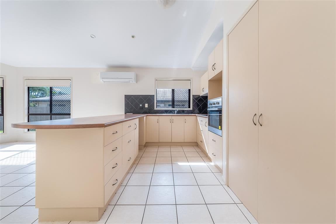 19 Banksia Court, Cannonvale QLD 4802, Cannonvale - Thumbnail 4