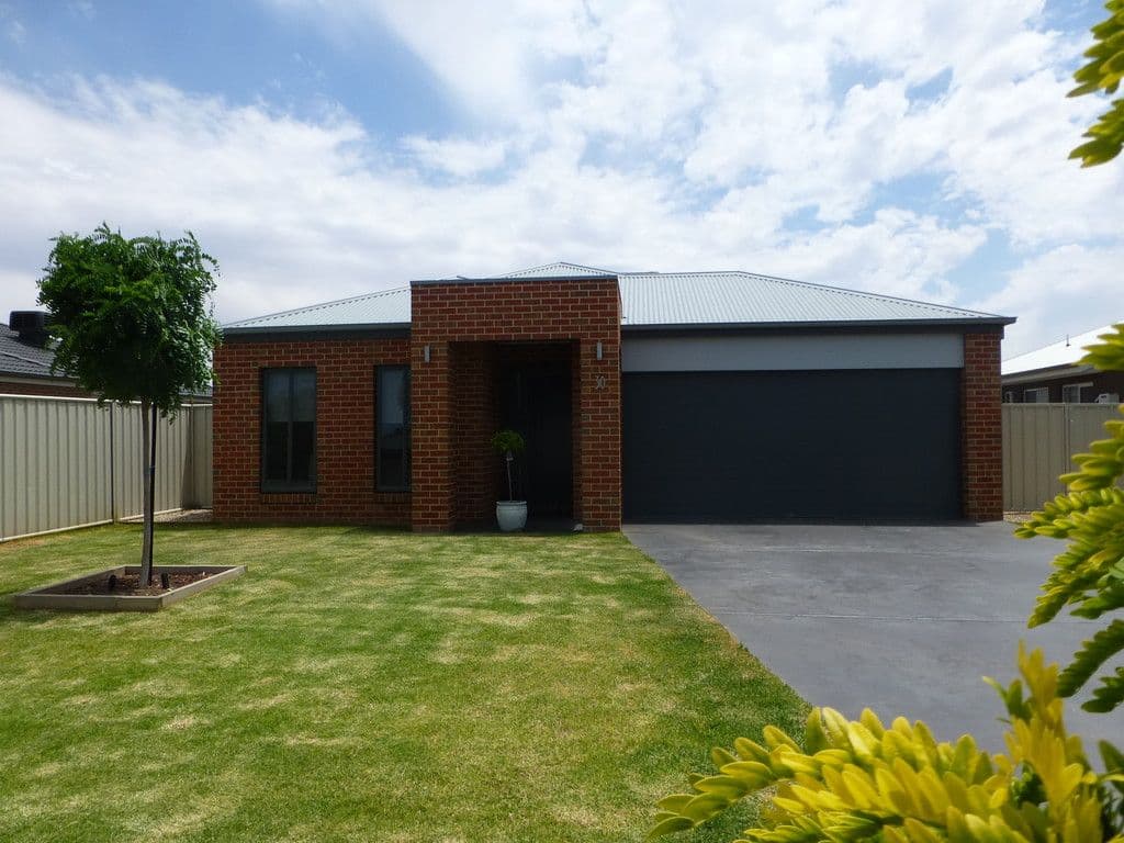 30 Kildare Avenue, Moama - Image 1