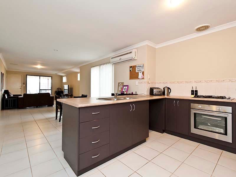 37 Karridale Loop, BALDIVIS WA 6171, Baldivis - Thumbnail 2