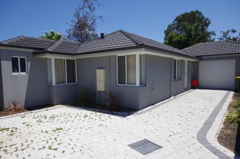 5b Mentone Road, BALGA WA 6061, Balga - Thumbnail 2