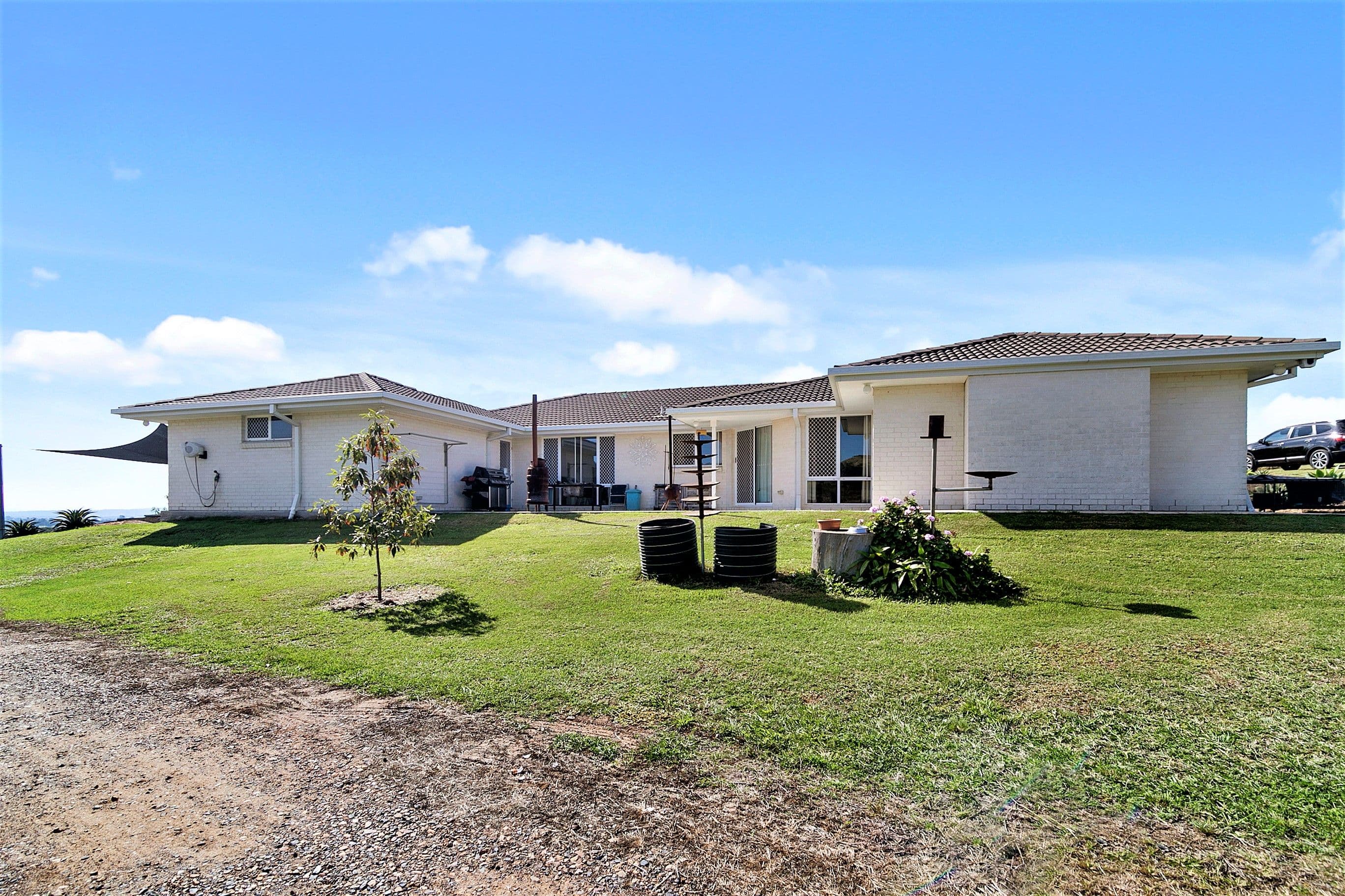 42 Lowood Hills Road, Lowood QLD 4311, Lowood - Thumbnail 2