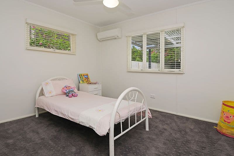 82 Thomas Street, SHERWOOD QLD 4075, Sherwood - Thumbnail 5
