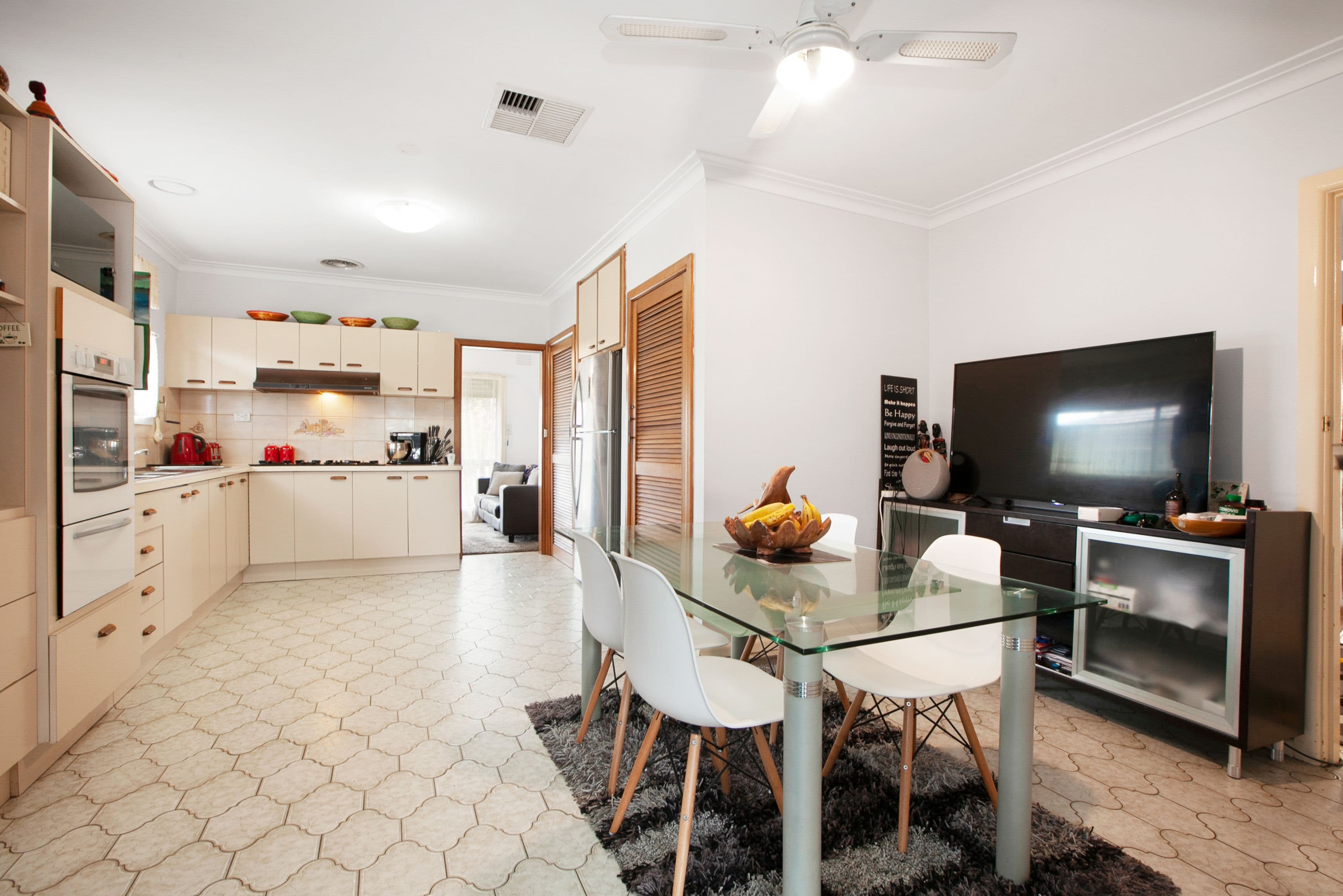 43 Moira Avenue, Reservoir VIC 3073, Reservoir - Thumbnail 3