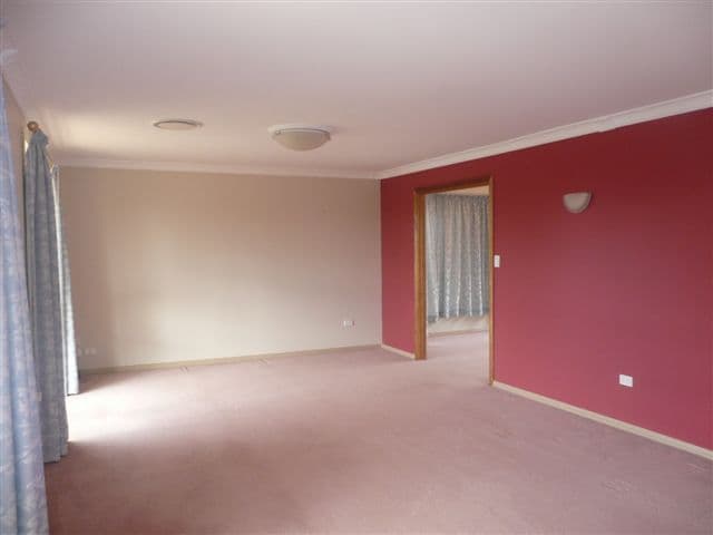 31 Haslemere Crescent, BUTTABA NSW 2283, Buttaba - Thumbnail 6