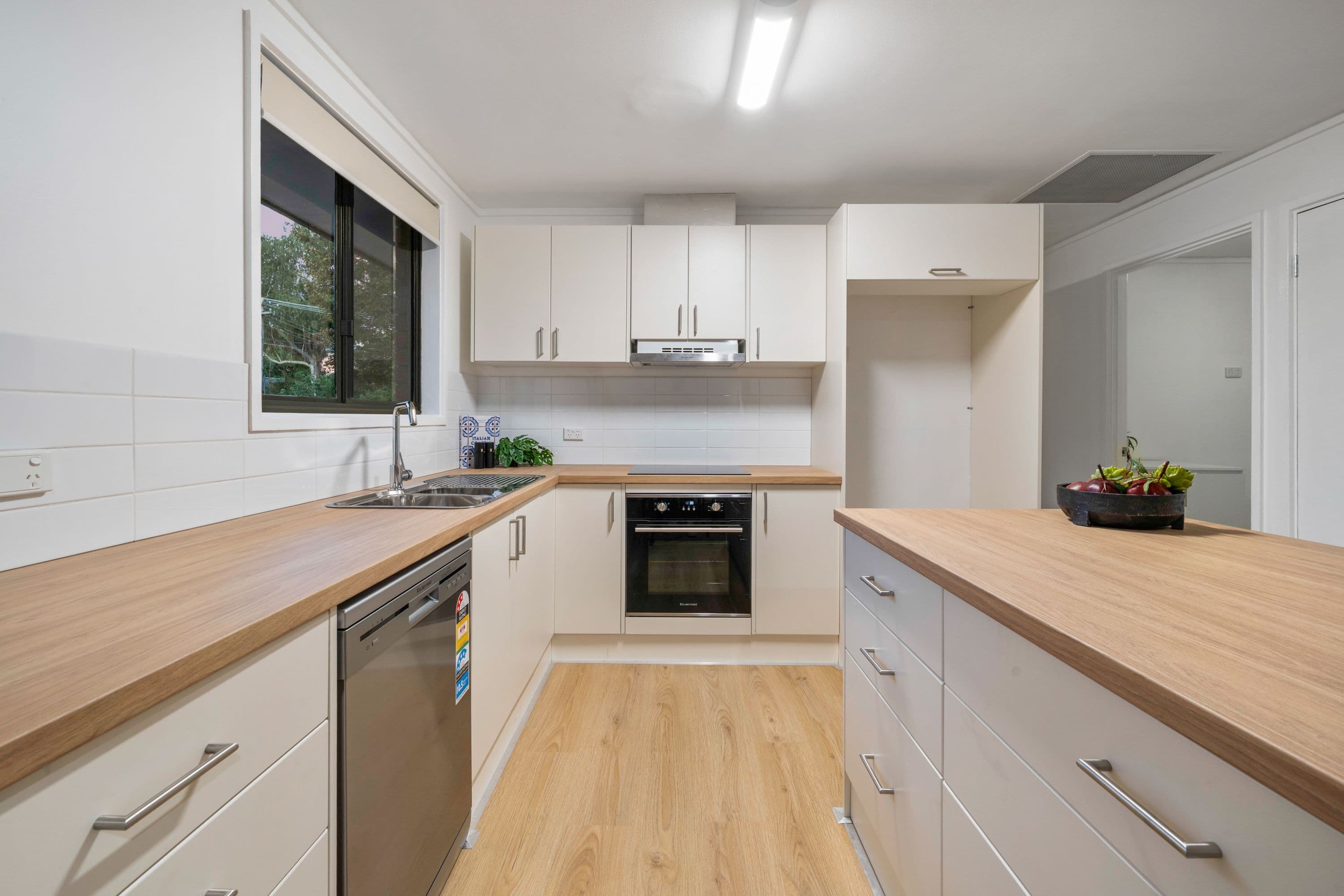 3 Dawar Place, Giralang ACT 2617, Giralang - Thumbnail 3
