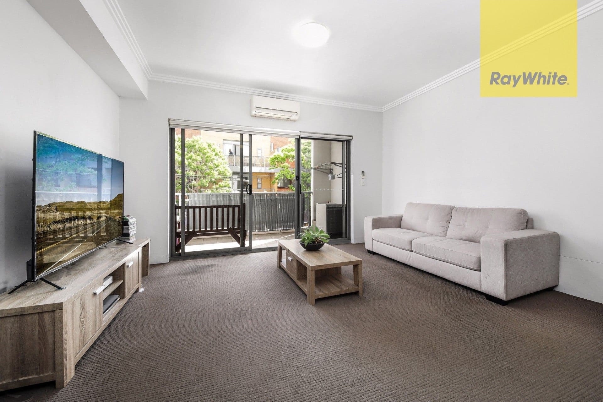 2-6 Howard Avenue, Northmead NSW 2152, Northmead - Thumbnail 2