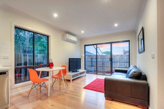 58 Marchant Avenue, Reservoir VIC 3073, Reservoir - Thumbnail 2