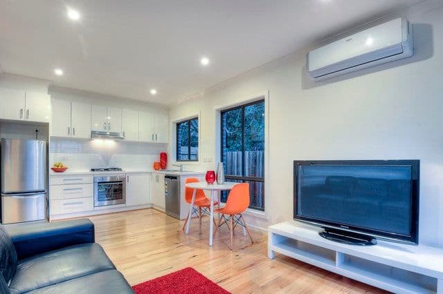 58 Marchant Avenue, Reservoir VIC 3073, Reservoir - Thumbnail 3