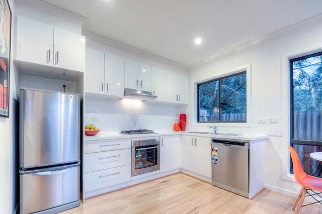 58 Marchant Avenue, Reservoir VIC 3073, Reservoir - Thumbnail 4