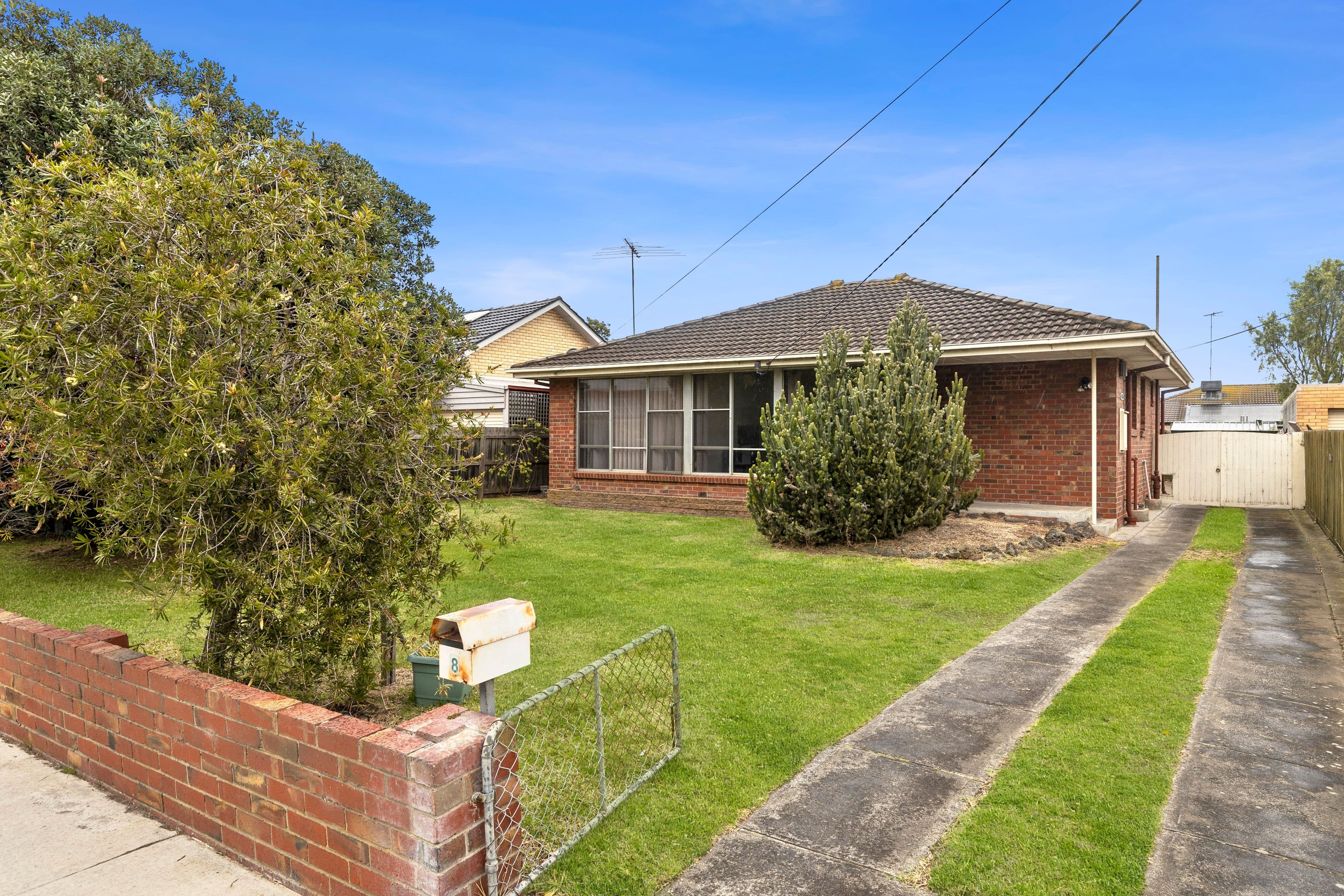 8 Neptune Avenue, Newcomb VIC 3219, Newcomb - Image 1