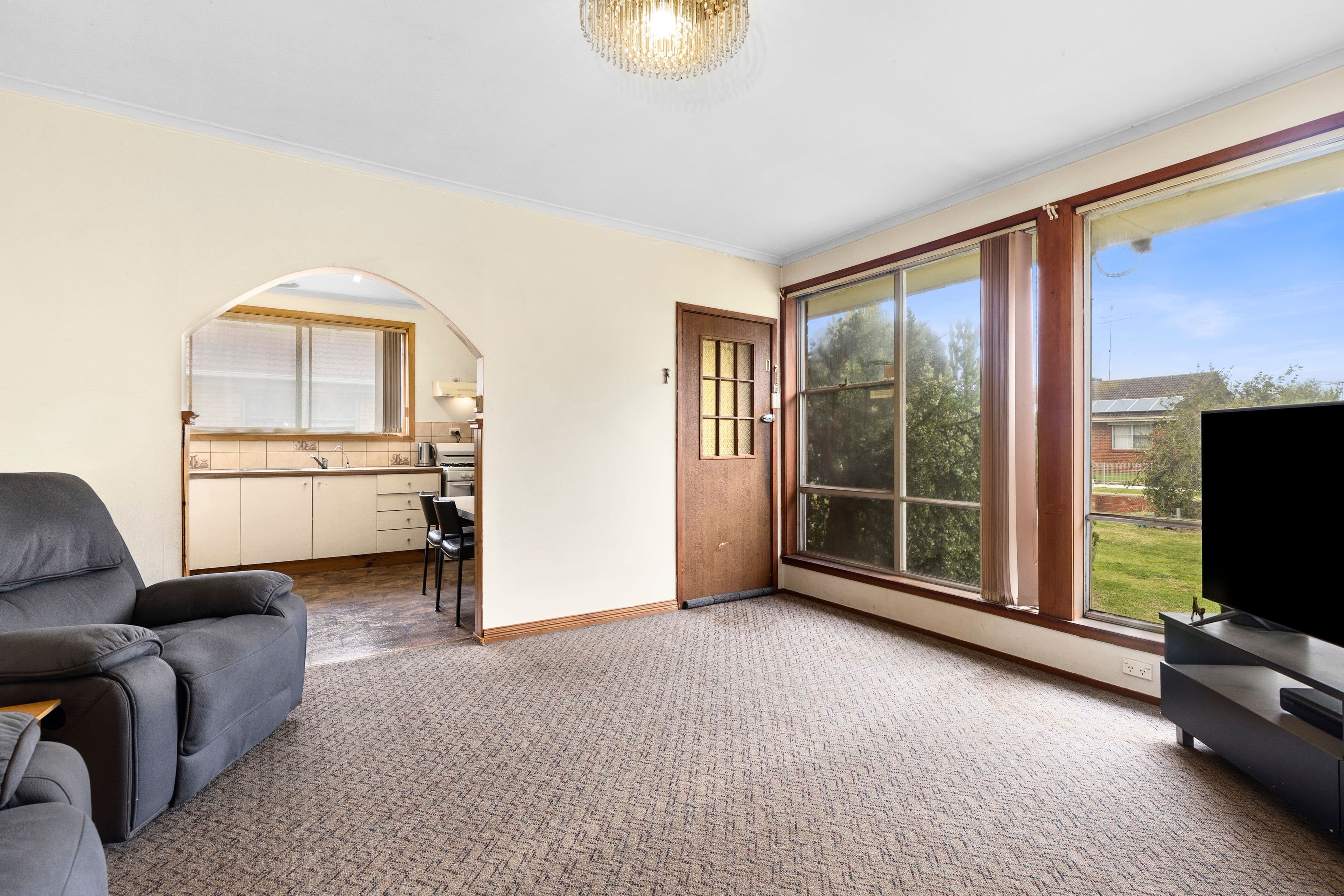 8 Neptune Avenue, Newcomb VIC 3219, Newcomb - Thumbnail 2