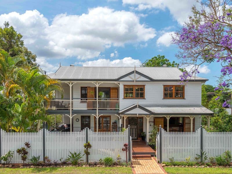 11 Cranmore Street, Red Hill QLD 4059, Red Hill - Thumbnail 2