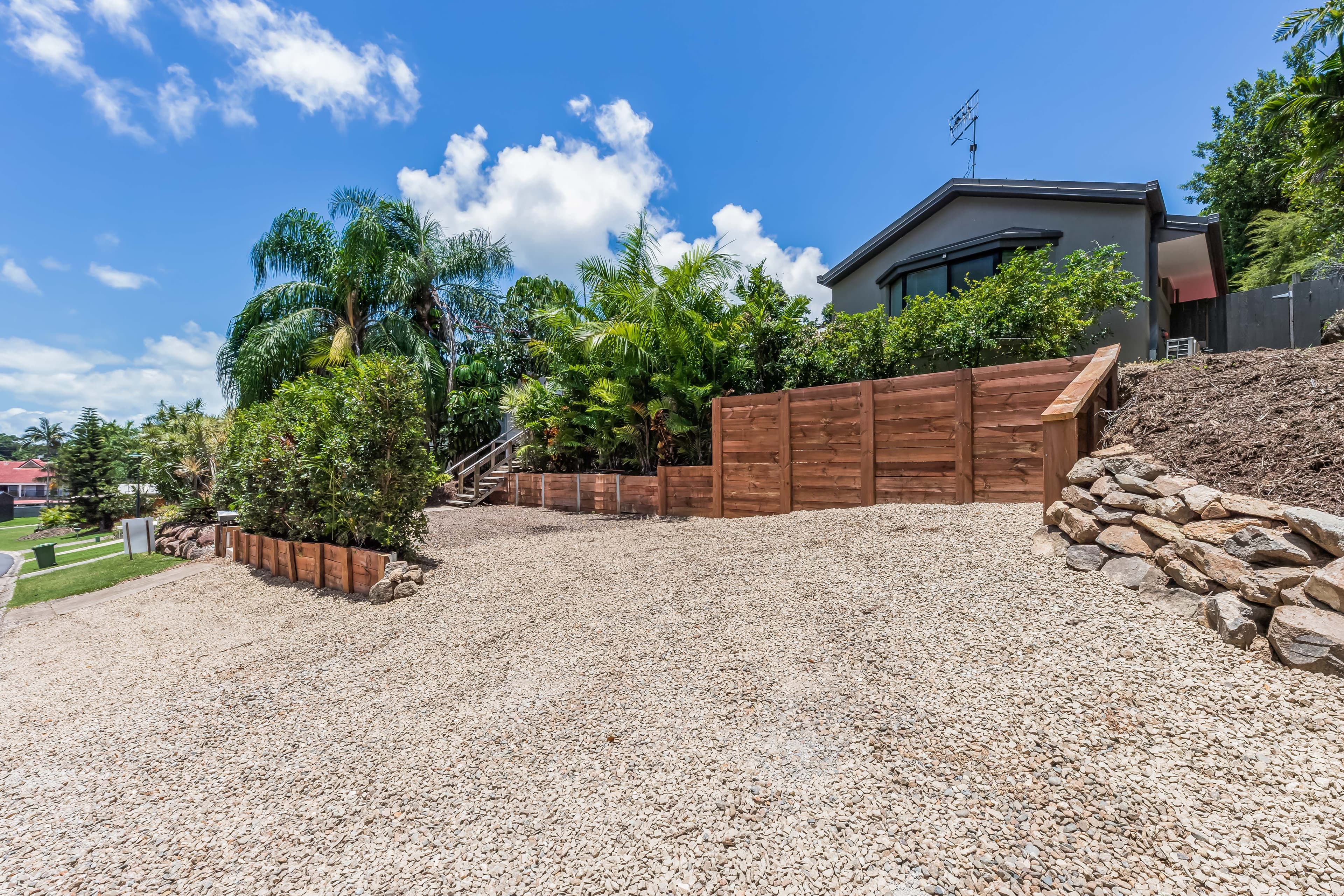 11 Sandpiper Crescent, Jubilee Pocket QLD 4802, Jubilee Pocket - Thumbnail 2