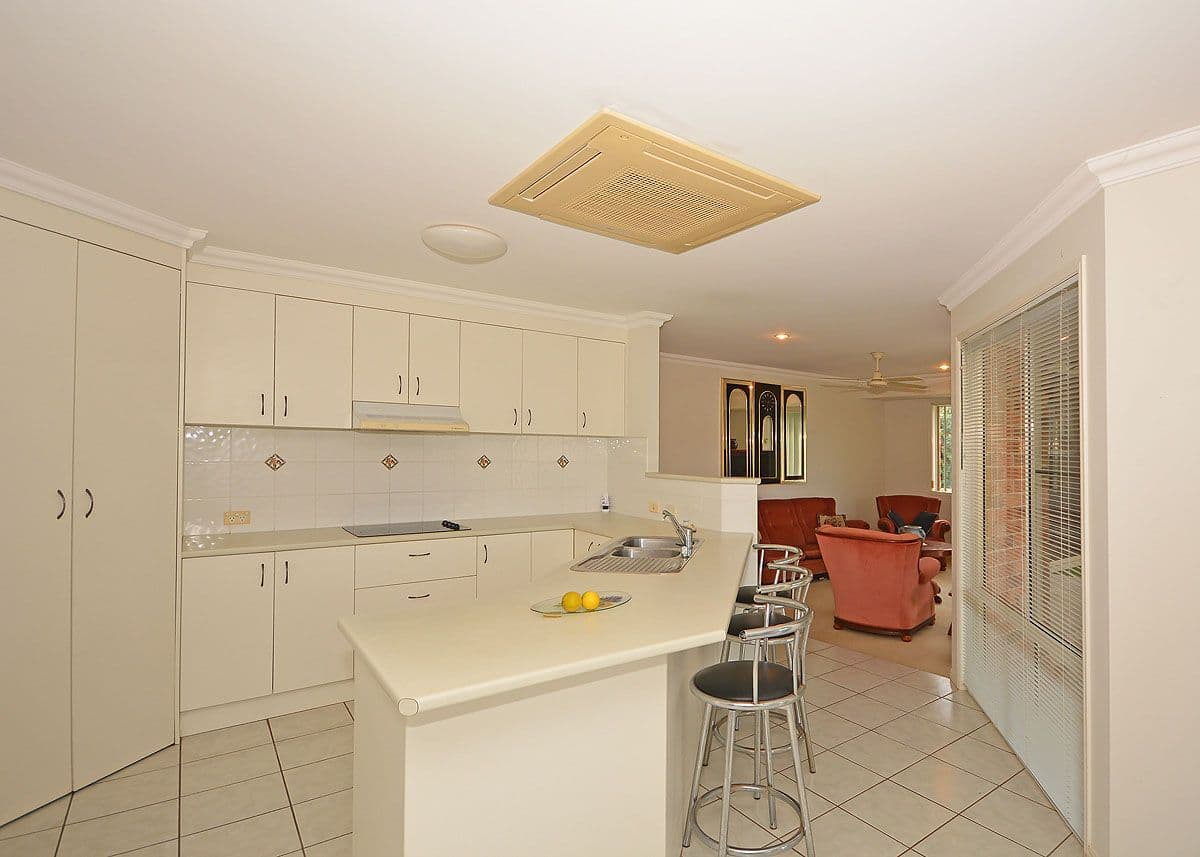 10 Arlington Court, Kawungan QLD 4655, Kawungan - Thumbnail 5