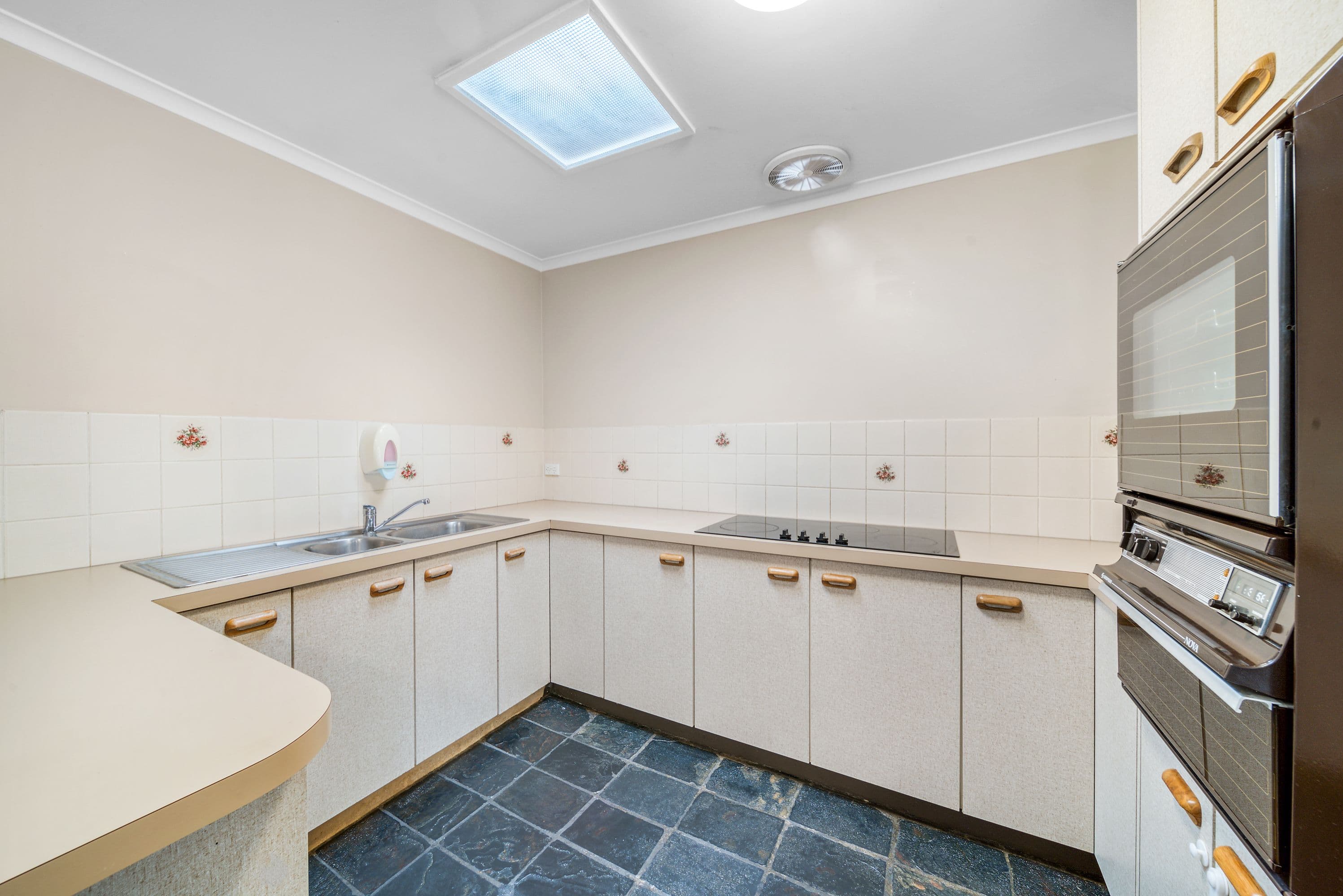 9 Flowerdale Place, Kaleen ACT 2617, Kaleen - Thumbnail 6