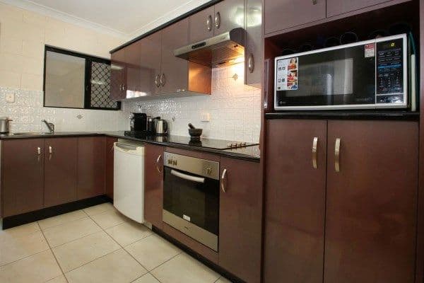 185 Thuringowa Drive, Kirwan QLD 4817, Kirwan - Thumbnail 3