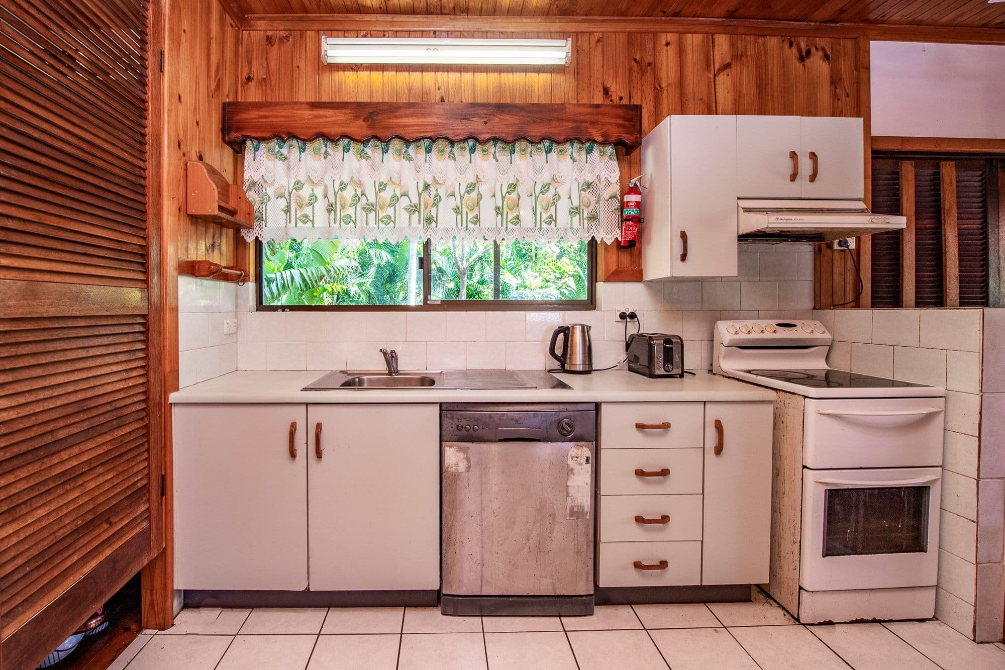 22 Sextant Drive, Nelly Bay QLD 4819, Nelly Bay - Thumbnail 8