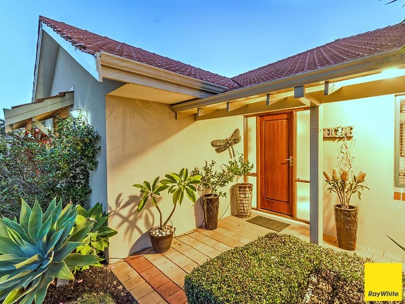 29 Lomandra Drive, Canning Vale WA 6155, Canning Vale - Thumbnail 2